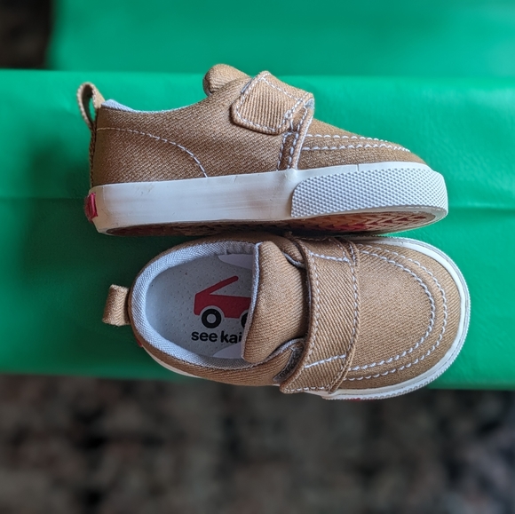 See Kai Run Wyatt Size 4 - Picture 7 of 7